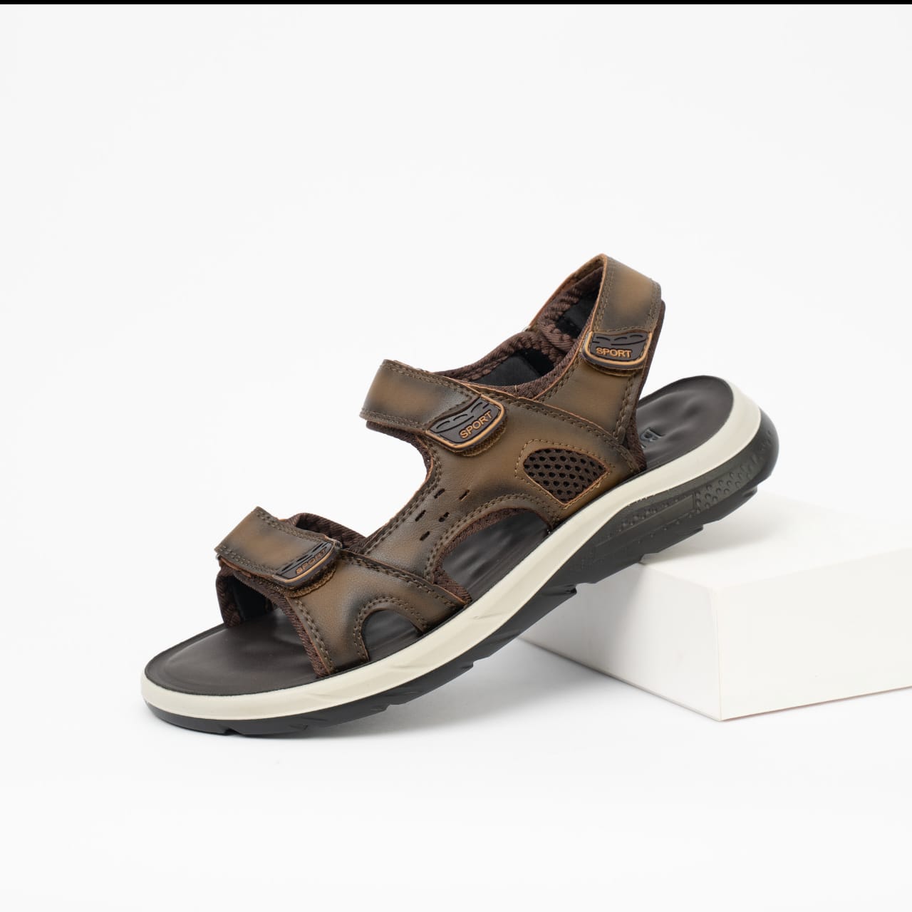 SANDAL CUIR